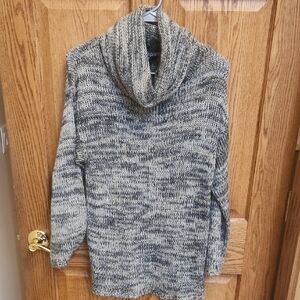 H&M Black and Gray Turtleneck Sweater
